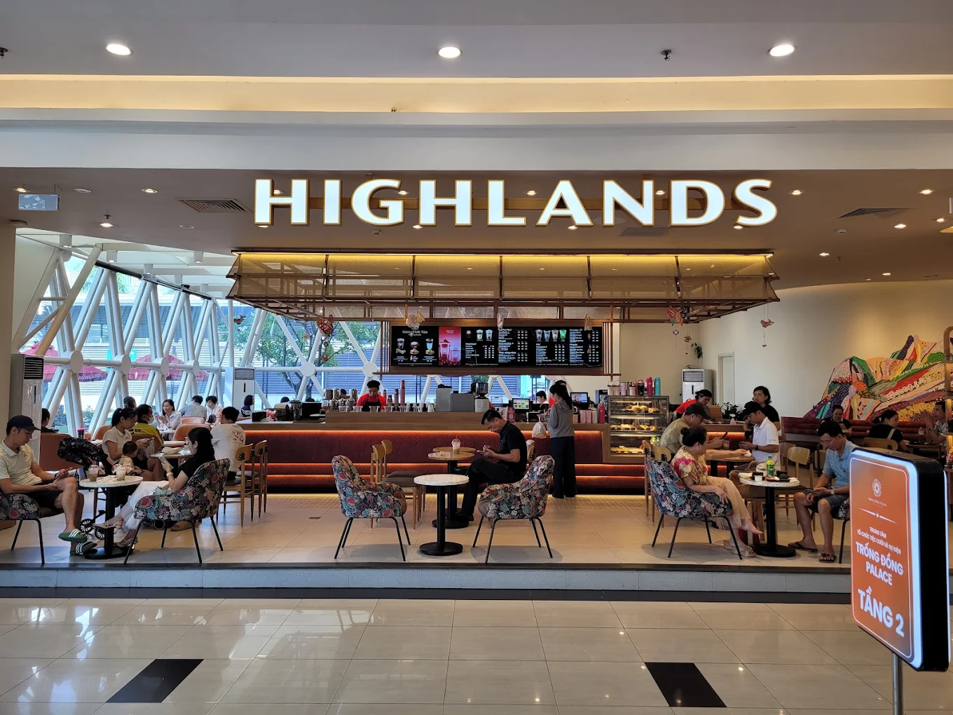 Highlands Coffee Savico MegaMall
